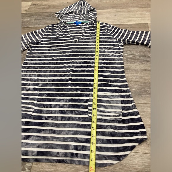 Blue Curl Beachwear Navy Blue Striped Swim Coverup Hooded with 3/4 Sleeves - Picture 4 of 11